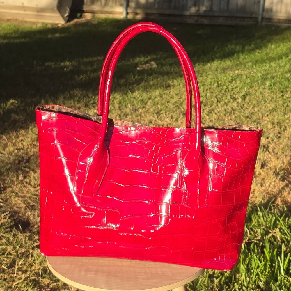 Red Croc Embossed Patent Leather Tote Bag Leopard Print Lining Large Bag